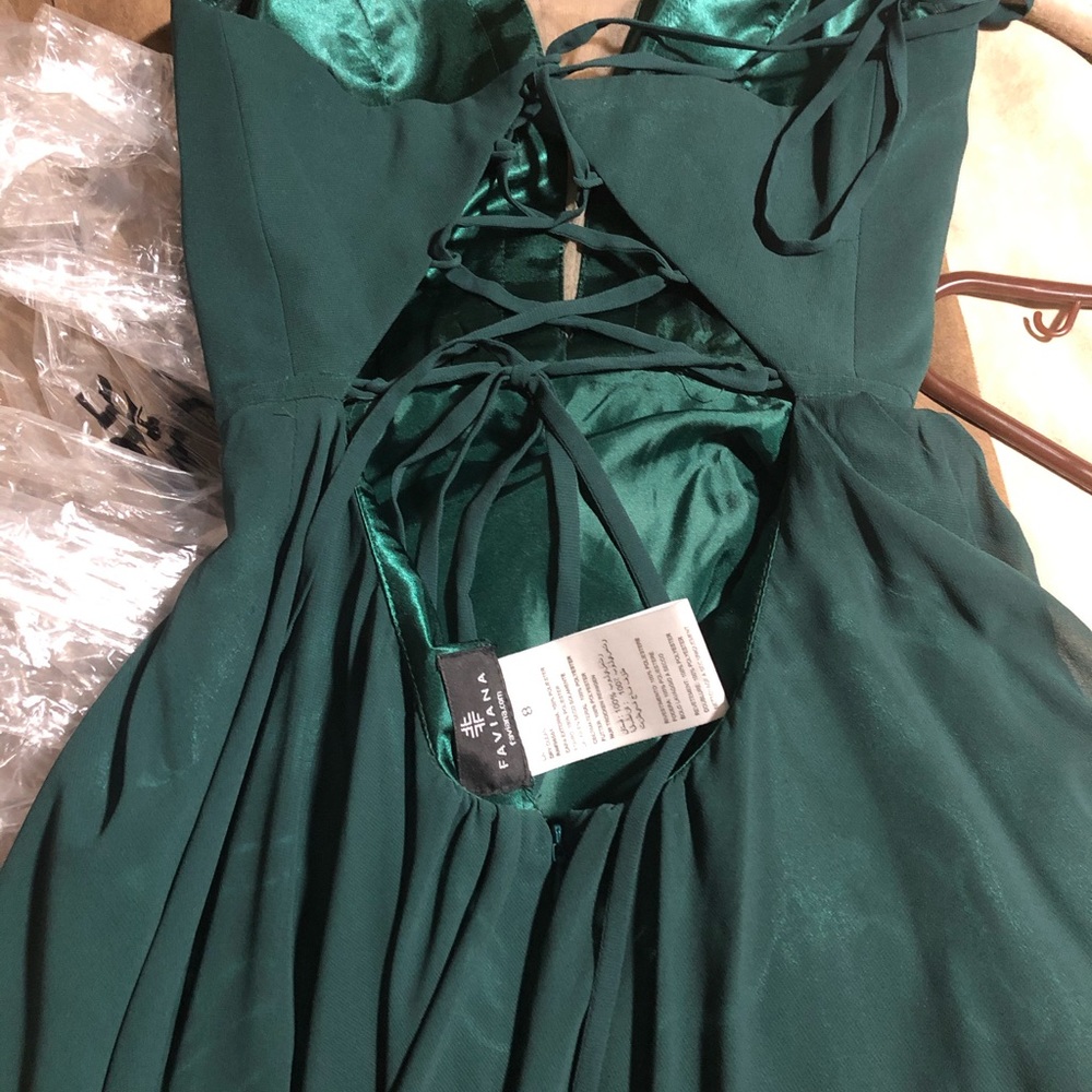 Faviana Formal Prom Dress Size 8 - Picture 4 of 8